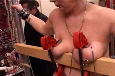 Blonde women tits hooks and press