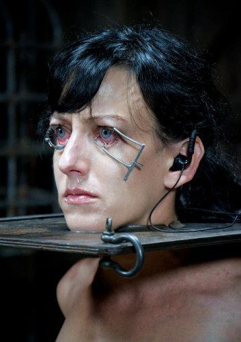 Safe House , Elise Graves