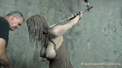 Rain Degrey in Mud Slut (IR 2012)
